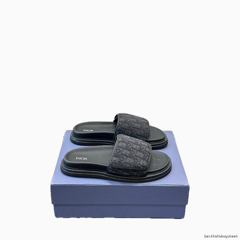 Dior Monogram Light Luxury Style Black Slide Sandals