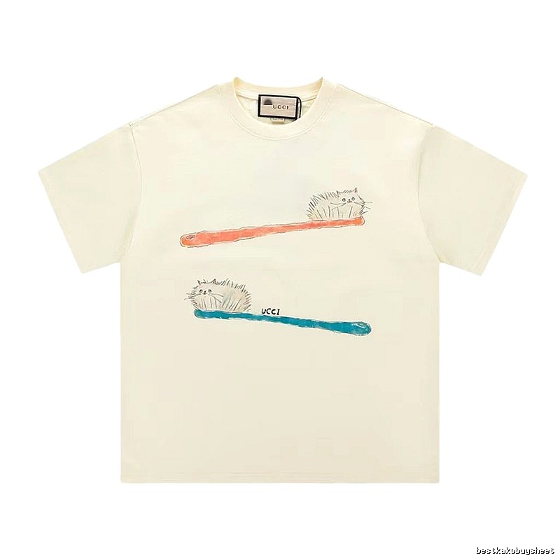 Gucci Hand-painted Cat Vintage Style Off-white T-shirt