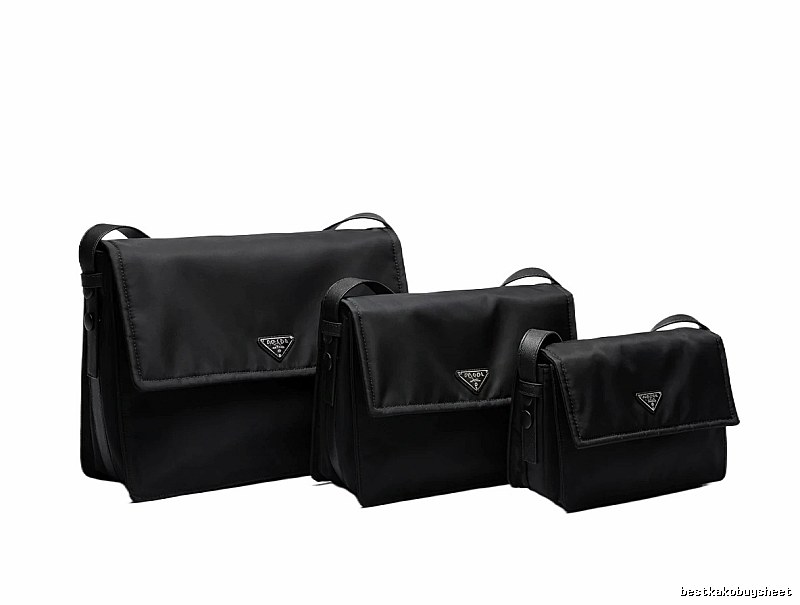 Prada cini Cool Handsome Style Black Bag