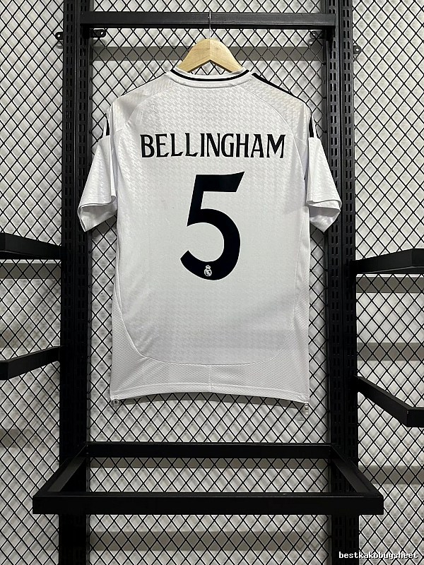 Real Madrid Daily Home soccer jersey White Real Madrid for City Outfits Select Edition