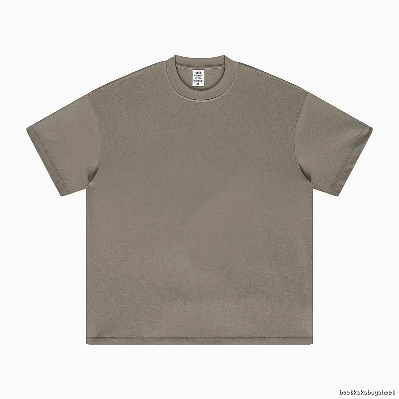 Streetwear Plain white T-shirt Minimal White Short with Logo Accent