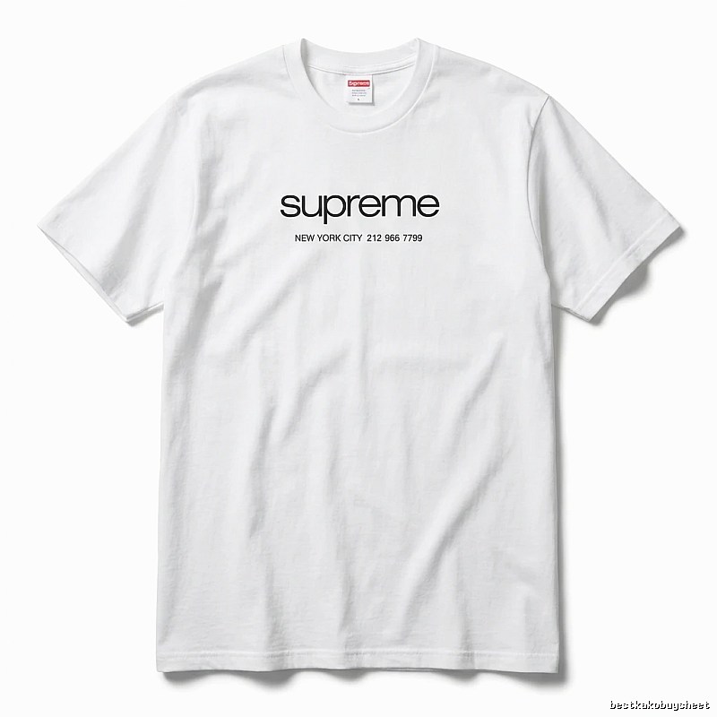 Supreme minimalist style white T-shirt