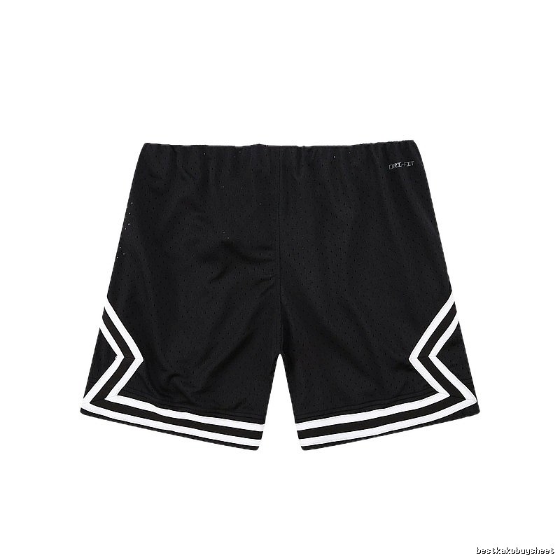 AJ sporty black shorts