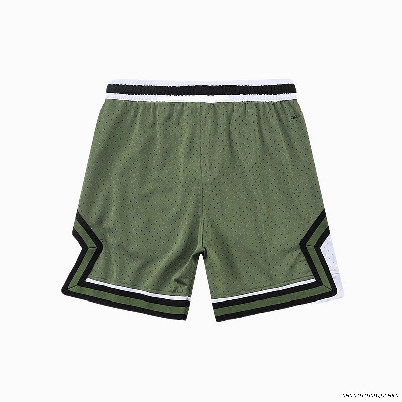 AJ sporty green shorts