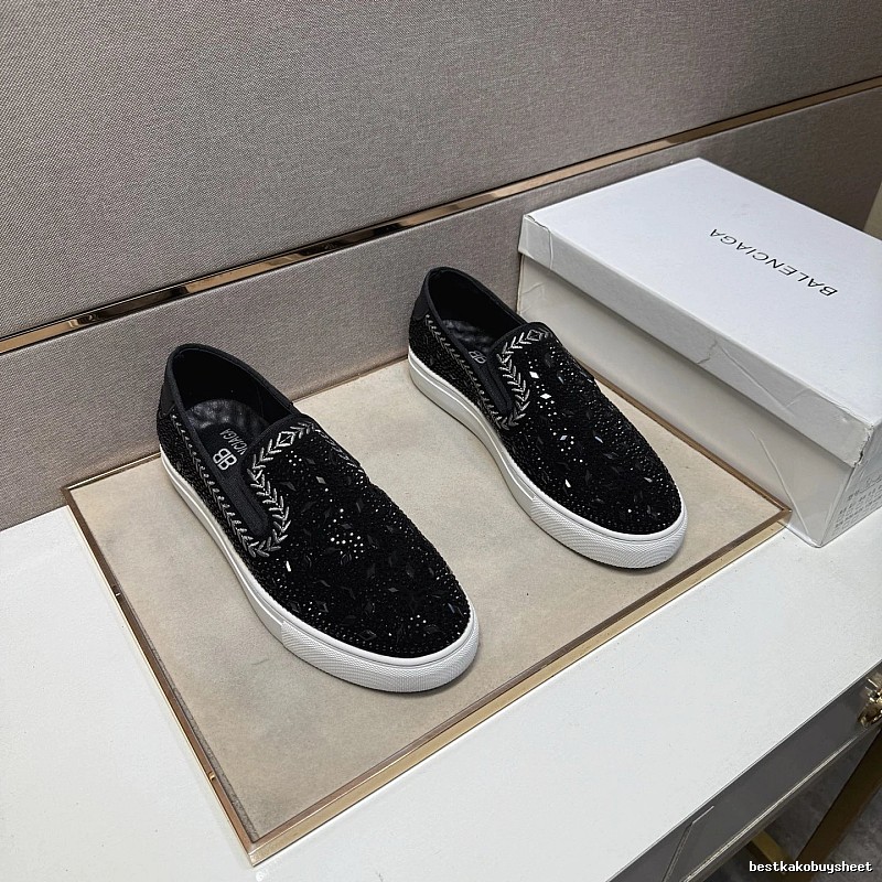 Black Glitter Slip-on Slip-on Sneaker for Daily Rotation