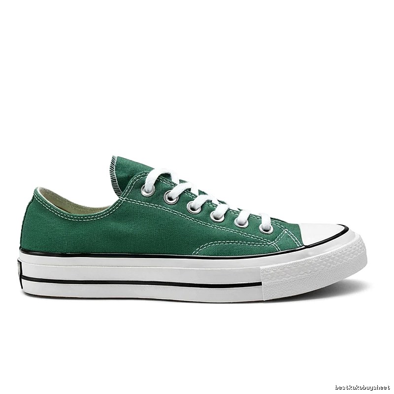 Converse classic green canvas shoes