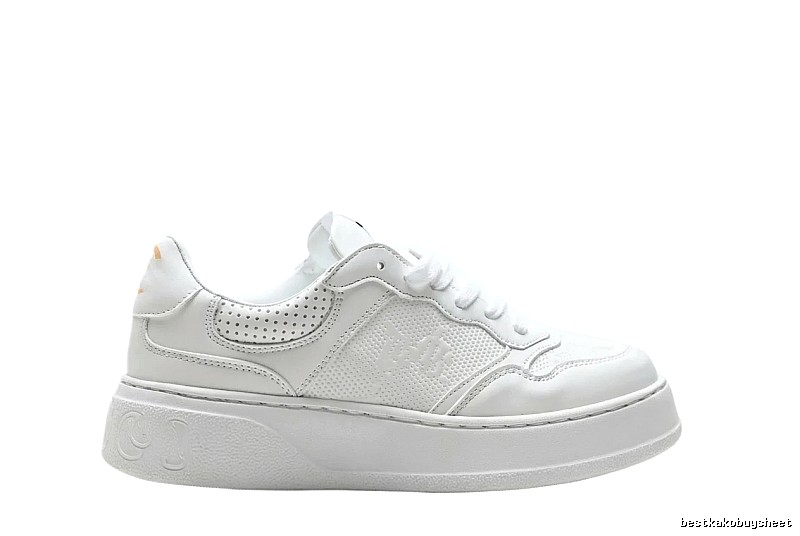 Gucci retro-style white canvas shoes