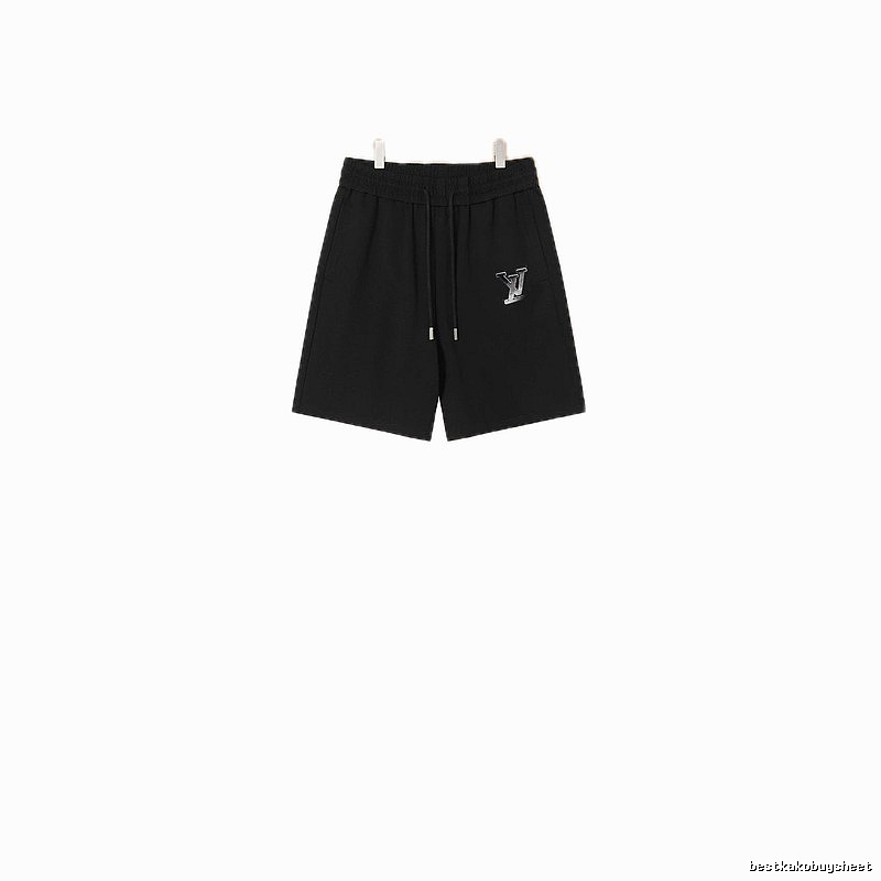 Louis Vuitton's classic casual style black shorts