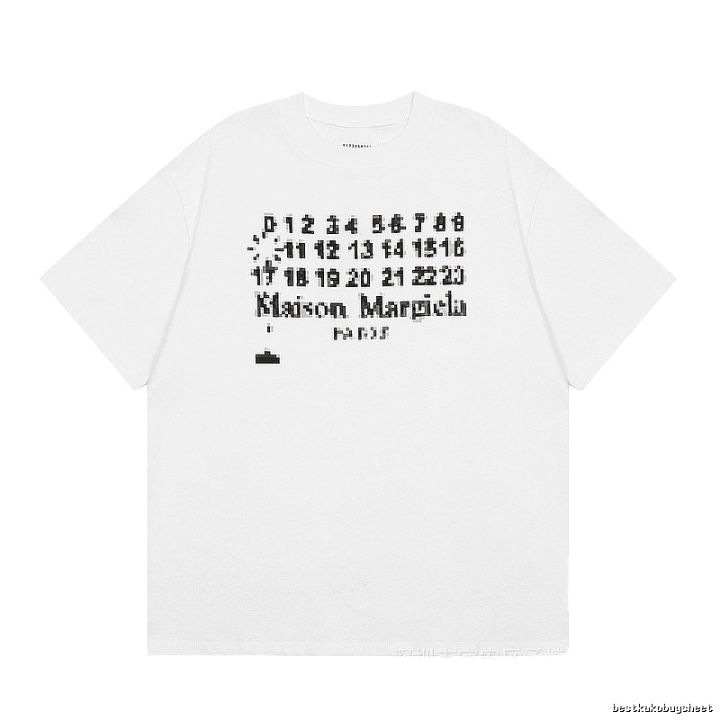 Maison Margiela Pixel Streetwear White Short-sleeve T-shirt