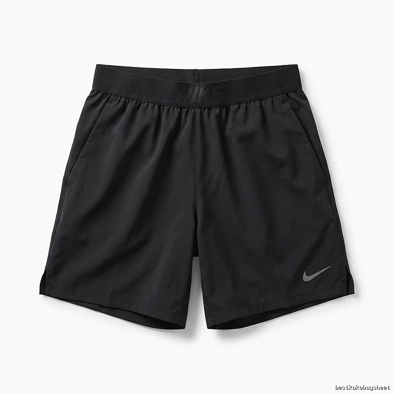 Nike sporty black shorts