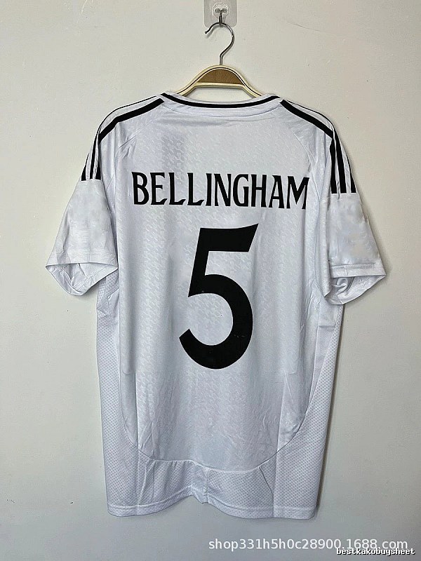 Real Madrid Classic Bellingham #5 soccer jersey White Real Madrid for Daily Styling